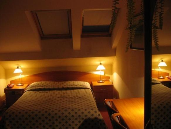 Hotel Alexandra Pobiedziska Esterno foto