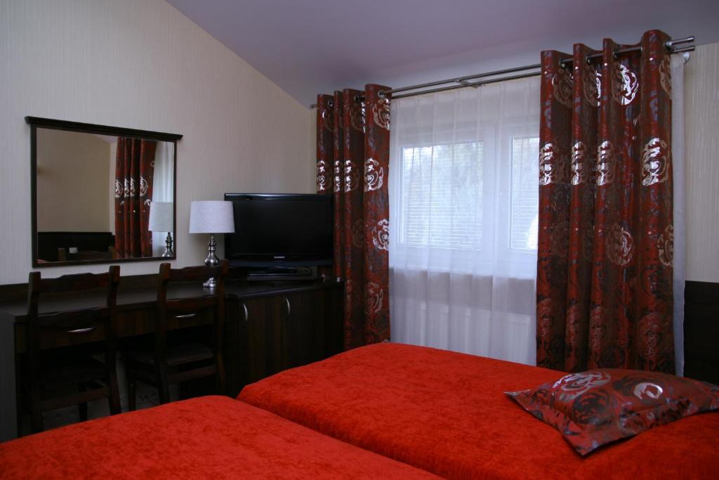 Hotel Alexandra Pobiedziska Esterno foto